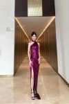Dịch vụ cho thuê trang phục PG của Vigo – Sự lựa chọn hoàn hảo cho sự kiện tuyệt vời

Trong thế giới sự kiện, các hoạt động truyền thông, triển lãm và hội chợ thương mại, trang phục PG (Promotional Girls) đóng vai trò vô cùng quan trọng. Họ không chỉ là hình ảnh đại diện cho thương hiệu, sản phẩm hay dịch vụ mà còn giúp tạo dựng ấn tượng và thu hút sự chú ý từ khách hàng. Tuy nhiên, việc sở hữu một đội ngũ PG chất lượng và đa dạng trang phục là một nhiệm vụ không dễ dàng. Đó là lý do vì sao dịch vụ cho thuê trang phục PG của Vigo trở thành sự lựa chọn hàng đầu cho nhiều doanh nghiệp và tổ chức sự kiện.

Với kinh nghiệm và chuyên nghiệp, Vigo đã xây dựng được một bộ sưu tập trang phục PG đa dạng và phong phú, đáp ứng mọi yêu cầu và mong muốn của khách hàng. Từ trang phục nổi bật và sành điệu cho các sự kiện thời trang đến trang phục truyền thống, lịch sự dành cho các dịp tôn vinh văn hóa truyền thống, Vigo đều sở hữu đủ để đáp ứng mọi nhu cầu của khách hàng.

Một trong những lý do mà dịch vụ cho thuê trang phục PG của Vigo được nhiều người tin dùng đó là sự tận tâm và chuyên nghiệp của đội ngũ nhân viên. Họ luôn sẵn lòng lắng nghe và tư vấn khách hàng về các lựa chọn trang phục phù hợp nhất với chủ đề sự kiện và yêu cầu cụ thể. Đồng thời, Vigo cũng cam kết cung cấp trang phục chất lượng cao, luôn được kiểm tra và bảo quản cẩn thận để đảm bảo sự hoàn hảo và sự tự tin cho PG trong mỗi dịp xuất hiện.

VIGO chuyên cung cấp các mẫu trang phục PG cho những sự kiện lớn, mẫu mã đã dạng phong phú . Quý khách liên hệ 0932727355 để được tư vấn và báo giá

Không chỉ đơn thuần là dịch vụ cho thuê trang phục, Vigo còn là đối tác đồng hành của khách hàng trong quá trình tổ chức sự kiện. Từ việc lựa chọn trang phục, tư vấn về trang điểm, phối đồ cho PG đến cách tổ chức và thiết lập sân khấu, Vigo sẵn sàng hỗ trợ và đảm bảo mọi chi tiết diễn ra một cách suôn sẻ và thành công.

Dịch vụ cho thuê trang phục PG của Vigo không chỉ dành cho các doanh nghiệp lớn mà còn phù hợp với mọi quy mô sự kiện, từ nhỏ đến lớn. Không chỉ giúp tiết kiệm chi phí cho việc sở hữu và bảo quản trang phục, mà còn giúp doanh nghiệp tập trung vào việc tổ chức và thực hiện sự kiện một cách chuyên nghiệp nhất.

Dịch vụ cho thuê trang phục PG của Vigo là sự lựa chọn hoàn hảo cho mọi doanh nghiệp và tổ chức sự kiện mong muốn có một đội ngũ PG chuyên nghiệp, đa dạng và ấn tượng. Với chất lượng trang phục, dịch vụ tận tâm và tư vấn chuyên nghiệp, Vigo đem đến sự hài lòng và thành công cho mỗi sự kiện đáng nhớ.

LIÊN HỆ – VIGO

ĐC: 20 Phạm Ngũ Lão, Phường 4, Quận Gò Vấp, HCM
DĐ: 0932 727 355 (Zalo,Viber)
Email: bichkimqn@gmail.com